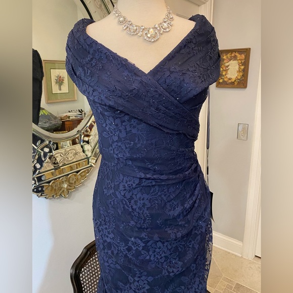 NWT La Femme Wedding Lace Rhinestone Classic Fitted Special Occasion Dress - Picture 10 of 16